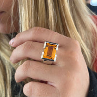 Horizon Emerald Cut Gemstone Ring | Citrine