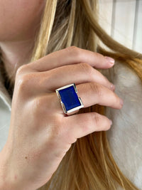 Horizon Emerald Cut Gemstone Ring | Lapis Lazuli