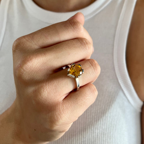 ONE OFF | Petite Power Pointer Citrine size O