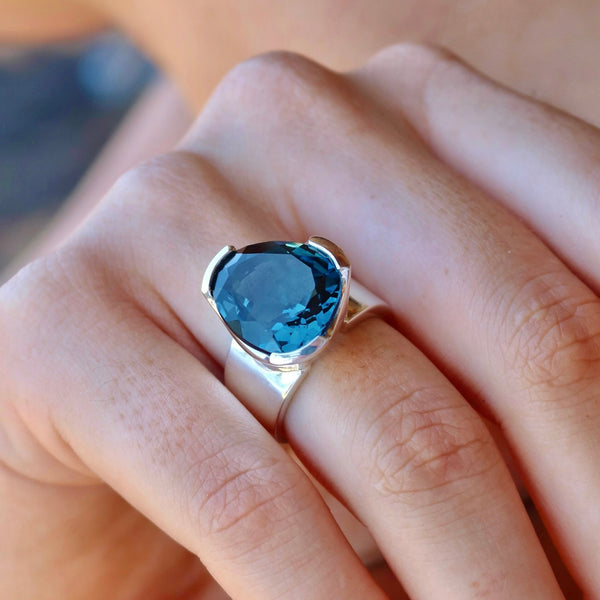 Original Tri-Cut Gemstone Ring - Sterling Silver / London Blue Topaz